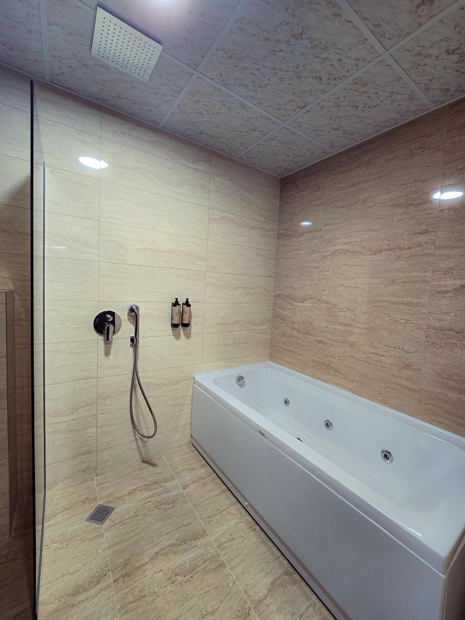 Hotel Комплекс Бабенец à Gorna Orjahovica Extérieur photo